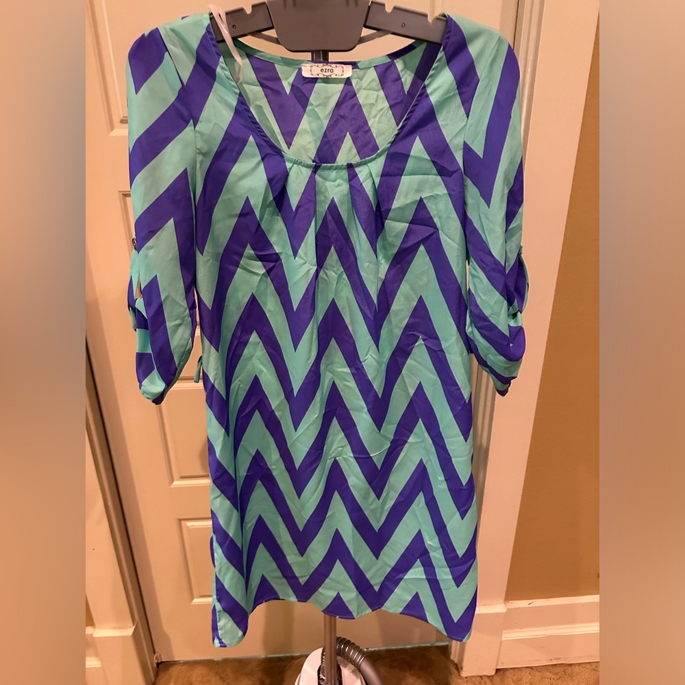 3/$30 Chevron Ezra Dress Size Small